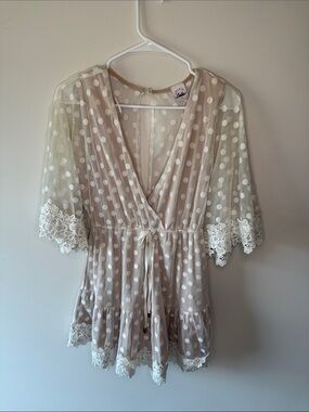 Selfie Leslie Beige Polka Dot Lace Chemise
